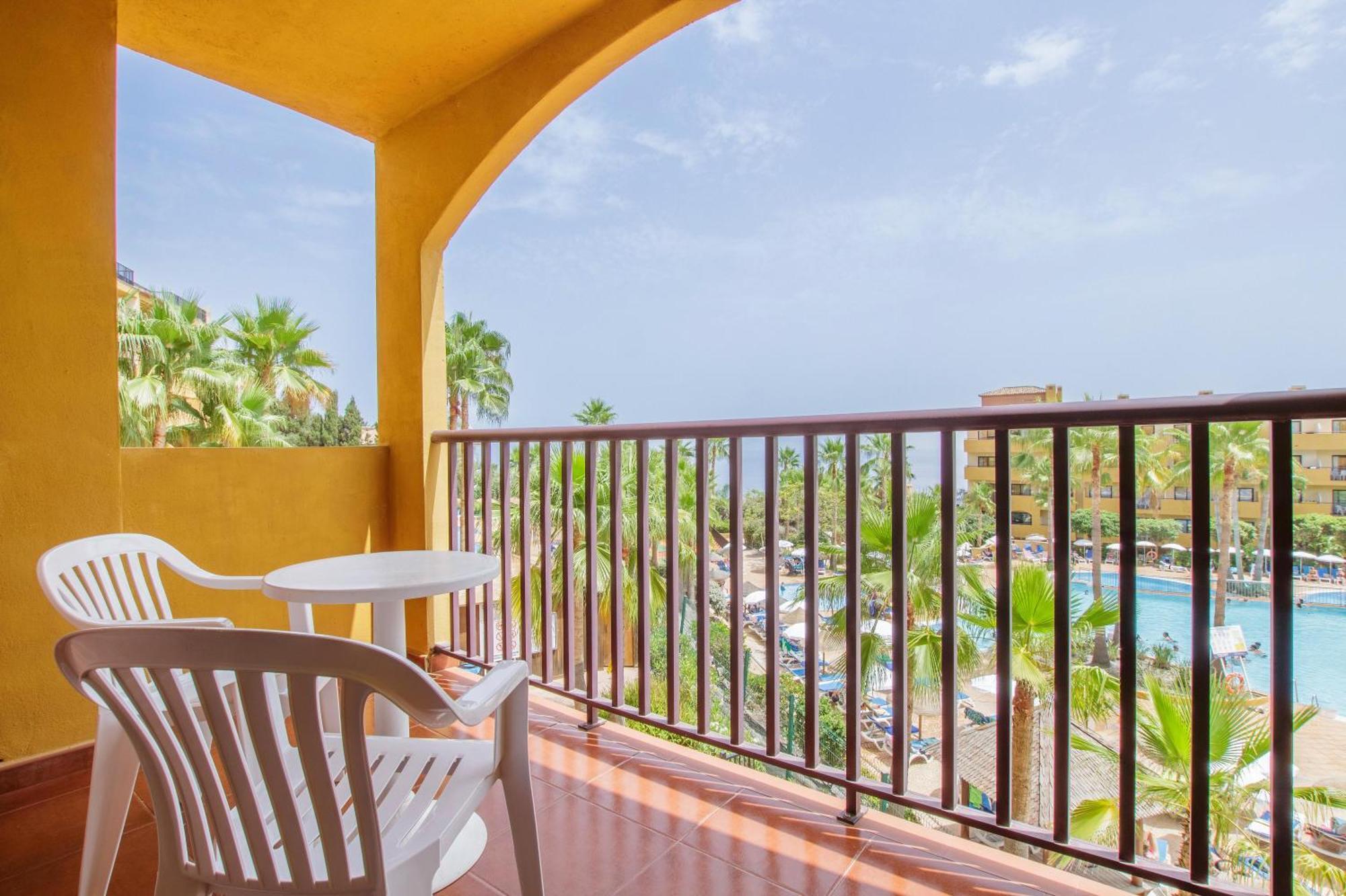 Apartamentos Best Alcazar La Herradura  Ngoại thất bức ảnh