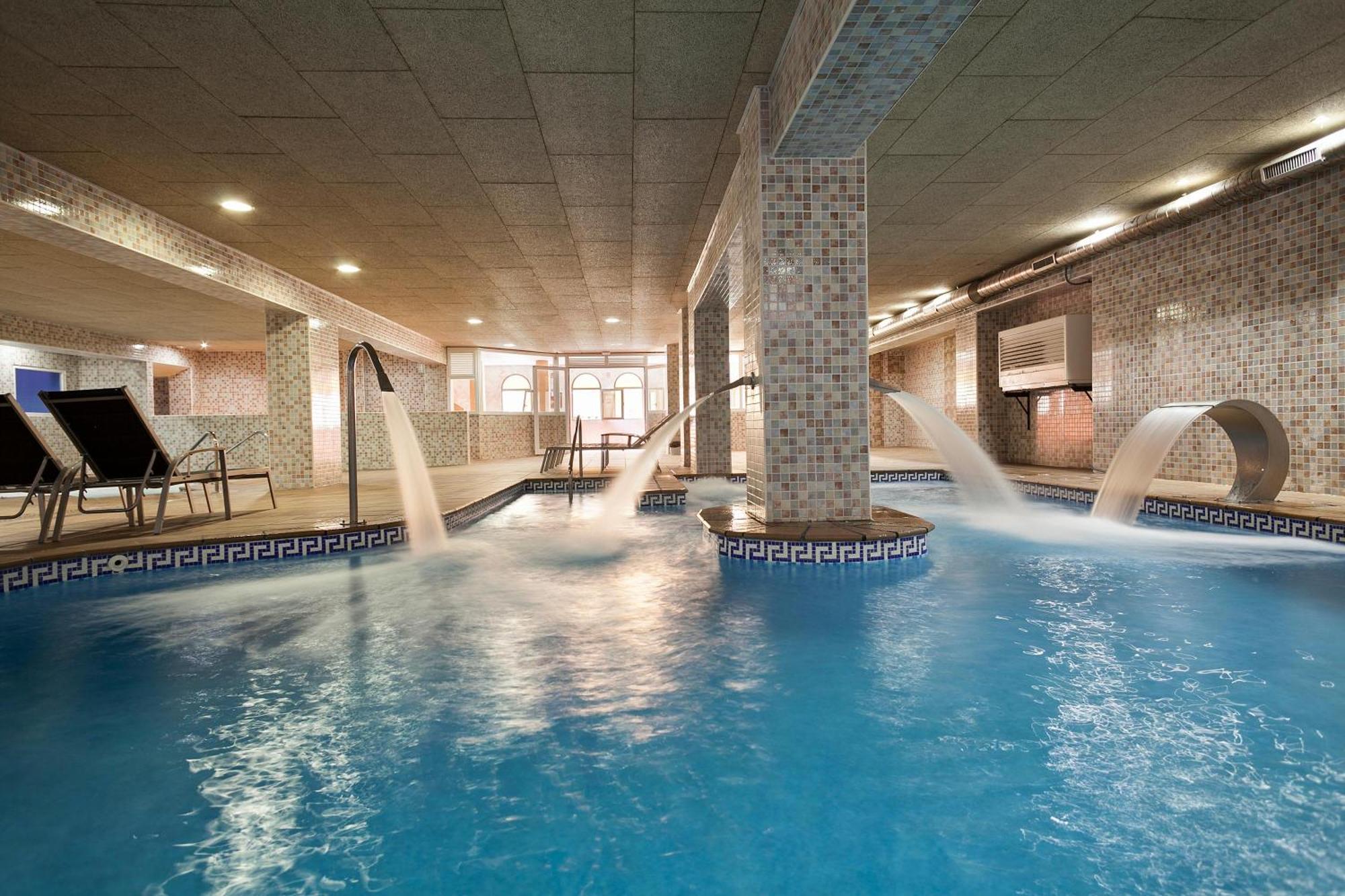 Apartamentos Best Alcazar La Herradura  Ngoại thất bức ảnh