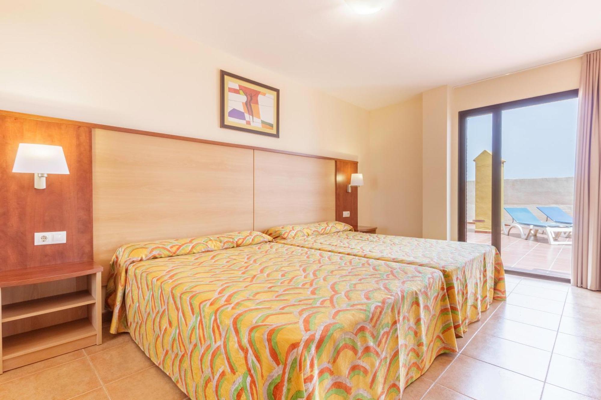 Apartamentos Best Alcazar La Herradura  Ngoại thất bức ảnh