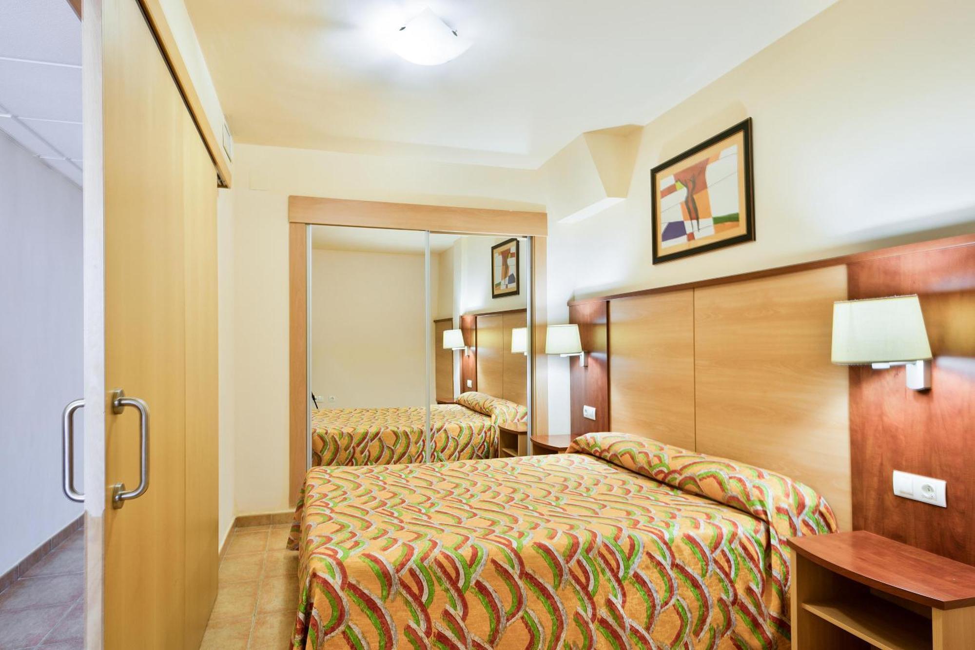 Apartamentos Best Alcazar La Herradura  Ngoại thất bức ảnh
