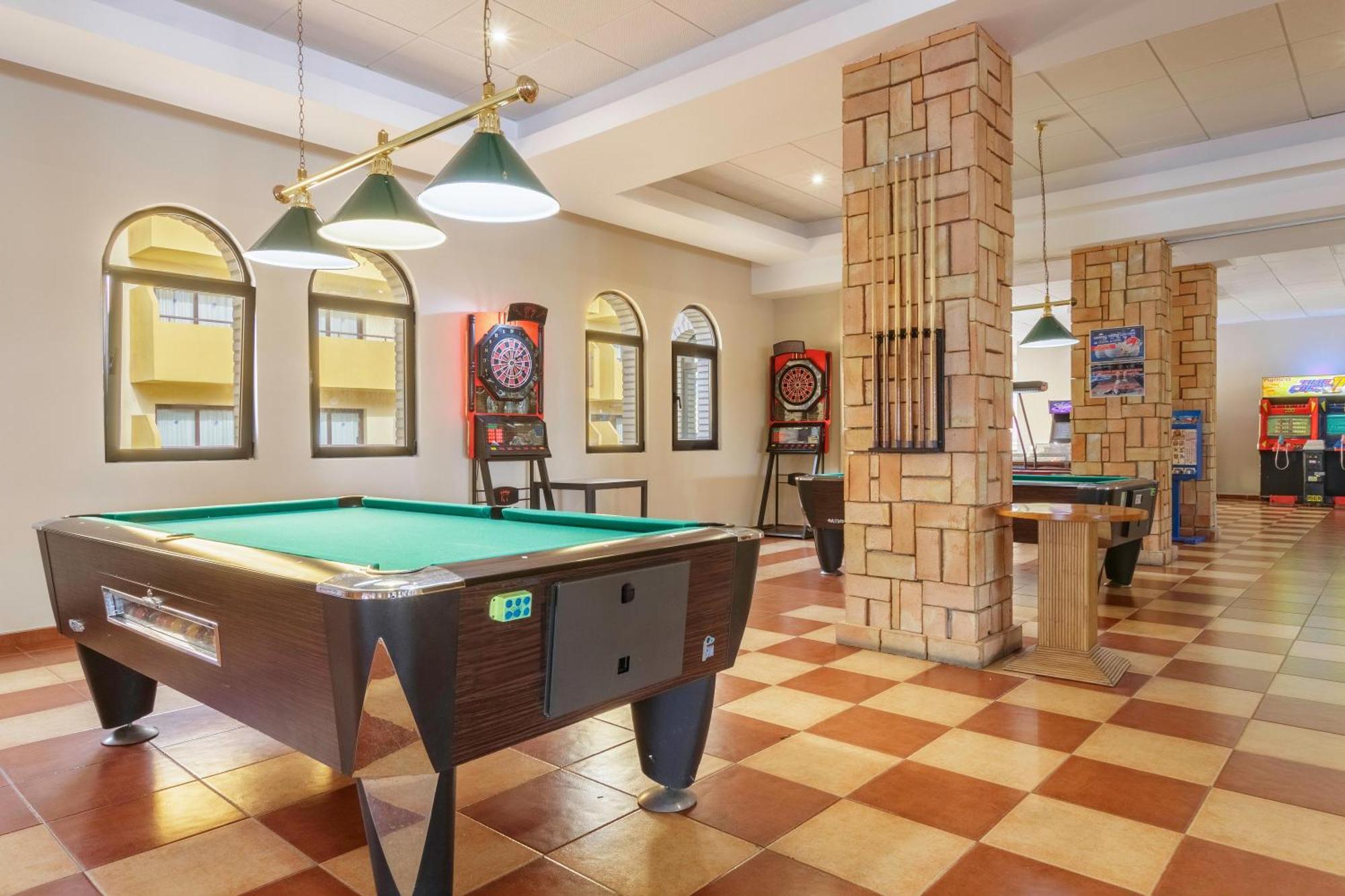 Apartamentos Best Alcazar La Herradura  Ngoại thất bức ảnh